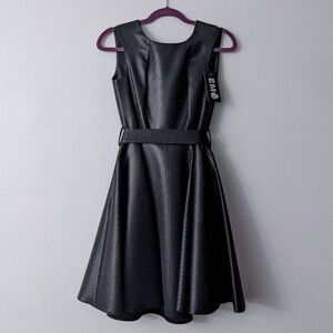 NWT A-Line Fit & Flare Sleeveless Cocktail Dress LBD Sz 34 / S